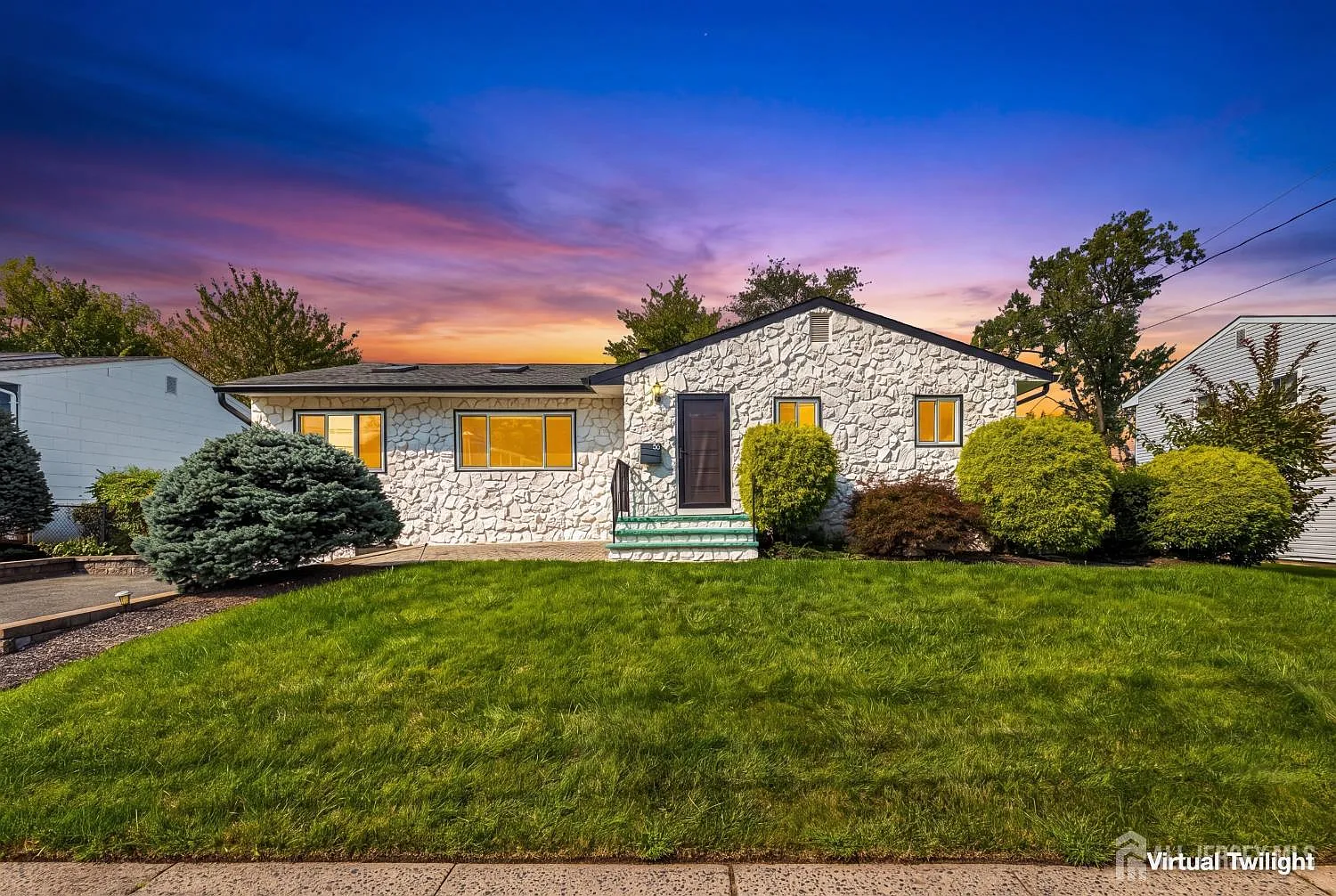 3 bed, 3.0 bath, $3,950 — Photo 1