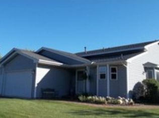 5975 Freeland Ct N, Hugo, MN 55038