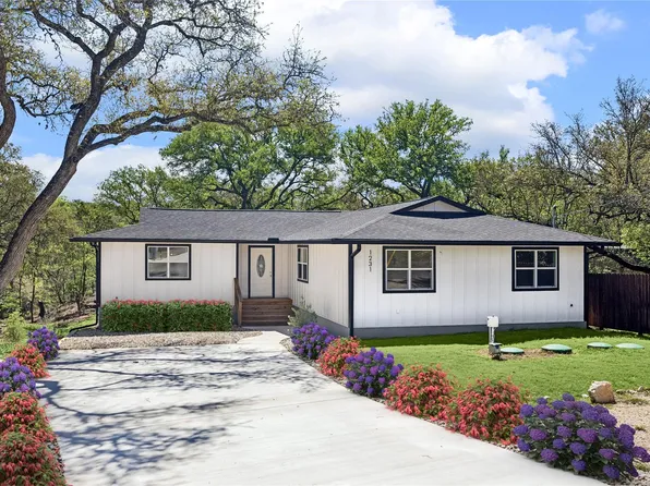 1231 Lavaca, Canyon Lake, TX 78133