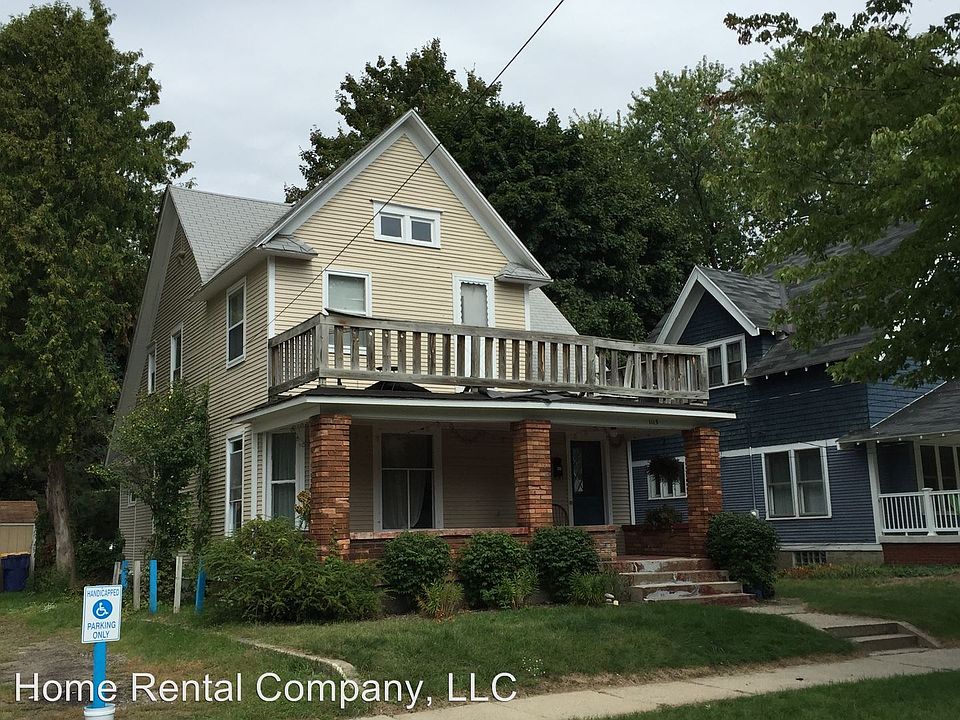 1st image of 1115 Hermitage St SE