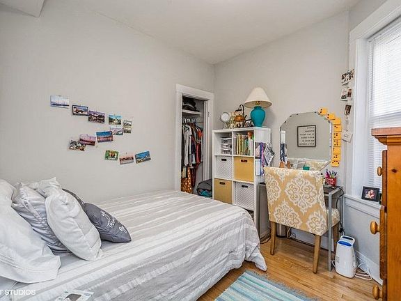 5th image of 1856 N Winchester Ave APT 2