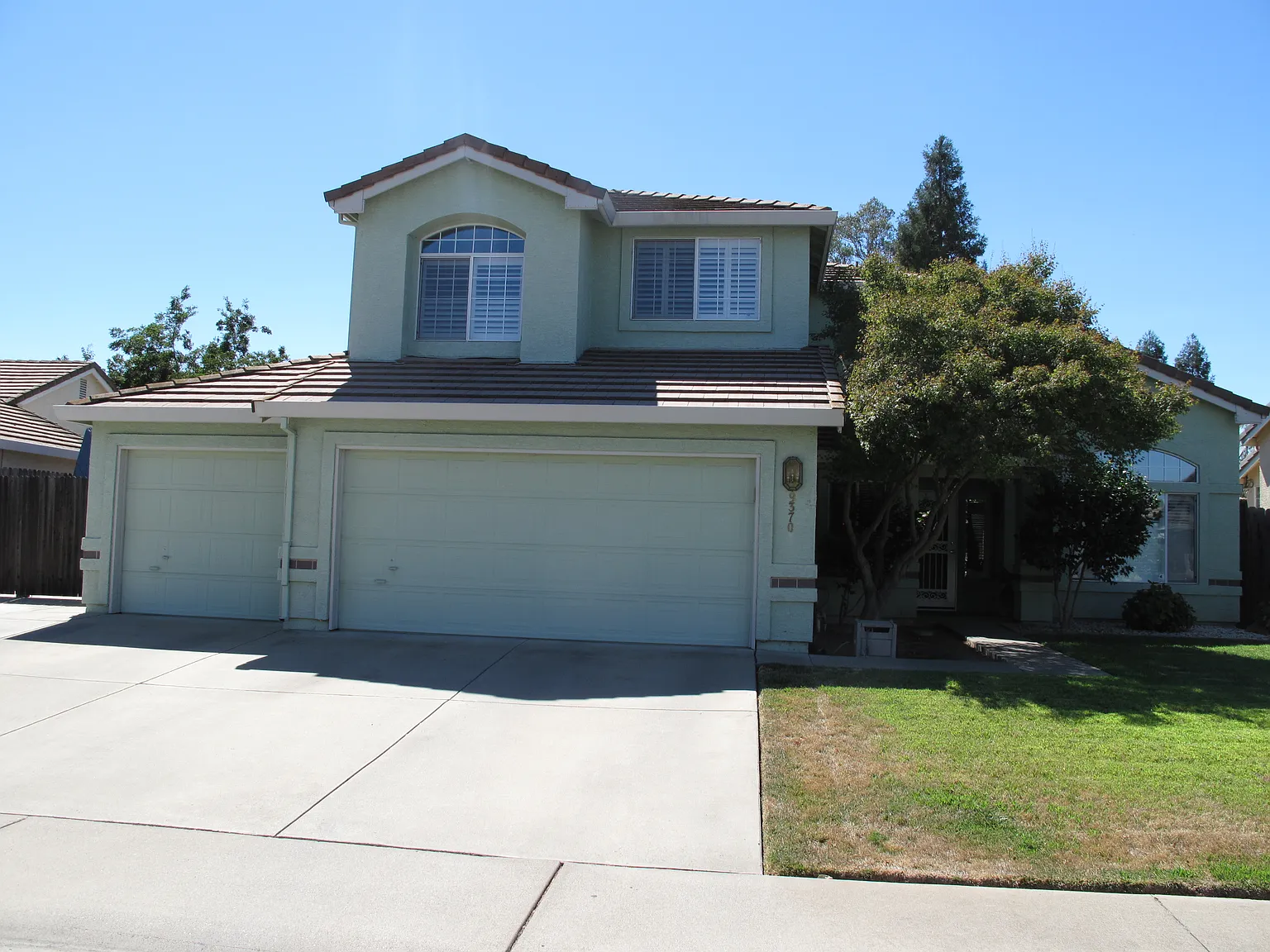 9370 Langdon Ct photo 1