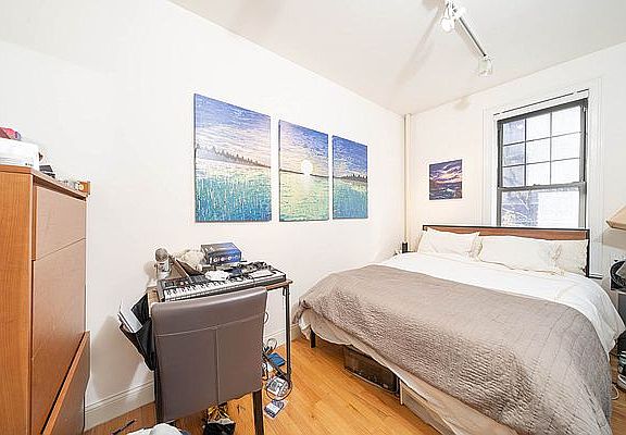 2nd image of 239 E 5th St APT 3A