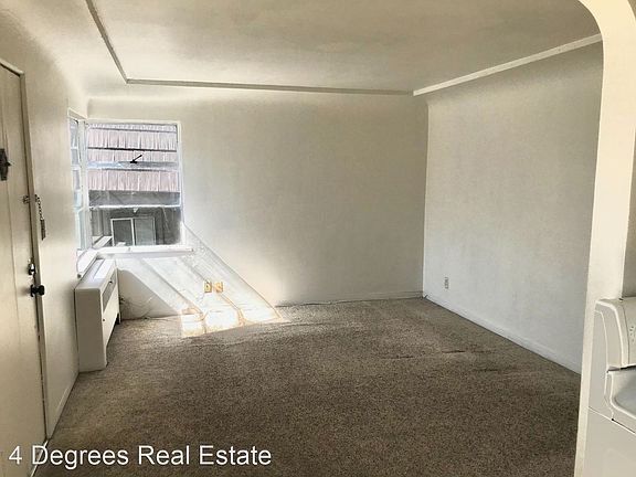 5th image of 2214 W Northwest Blvd APT D