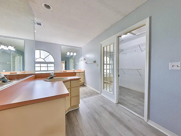 3901 Loquat Rd — Photo 17