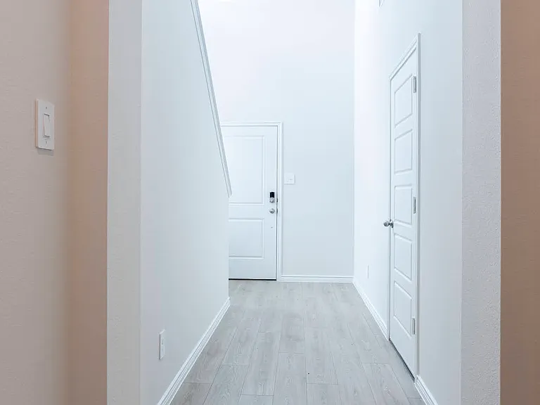 1309 Crookpost Dr — Photo 17