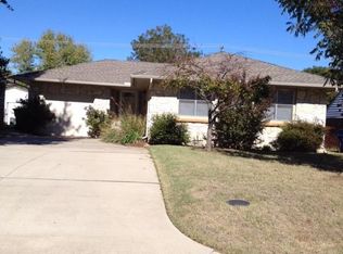 1917 Carlisle Rd, Oklahoma City, OK 73120