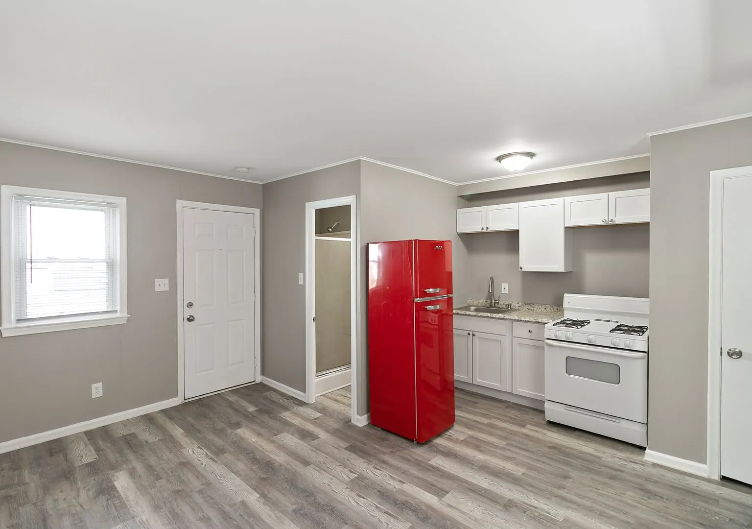 The Redford Apartments — Photo 1