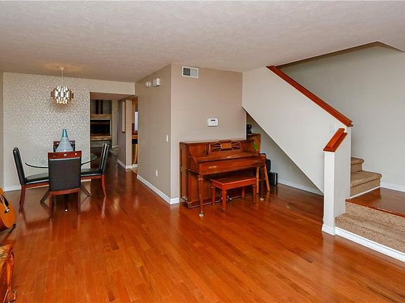 5th image of 4005 Circlewood Ct