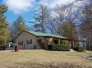 351 Mountain Laurel Dr, Dugspur, VA 24325