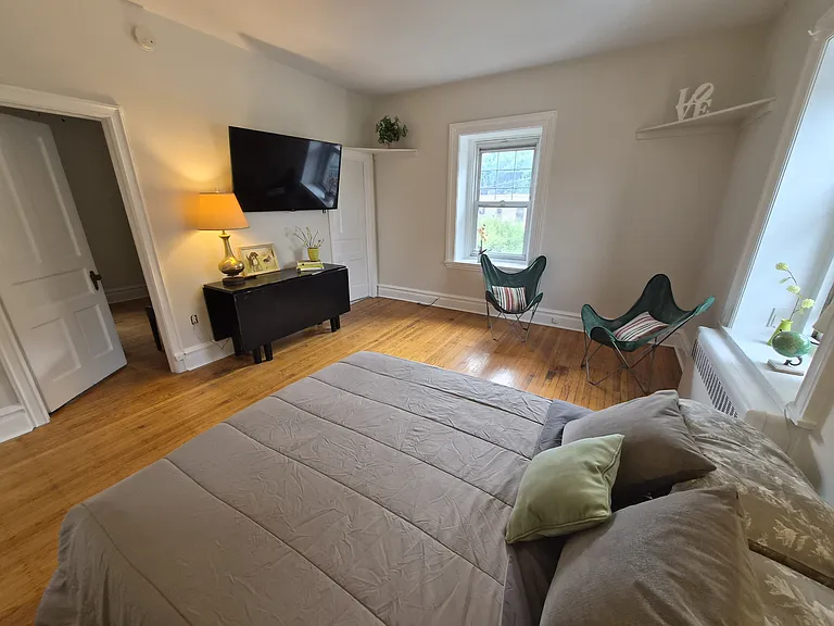 802 Oak Ln #1 — Photo 6