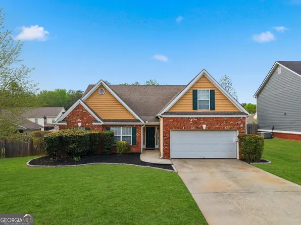 3269 Battlement Cir, Loganville, GA 30052