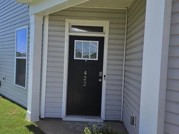 422 Yellow Fox Rd, Greer, SC 29650