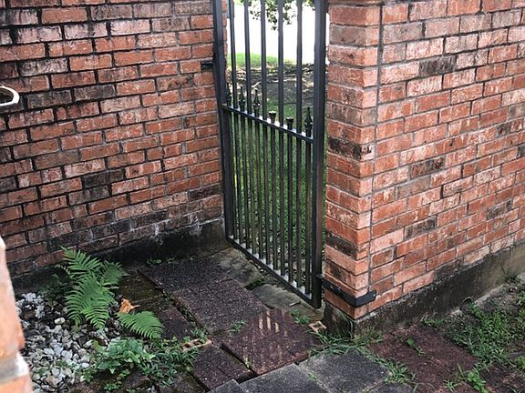 2nd image of 114 Garden Walk Ln