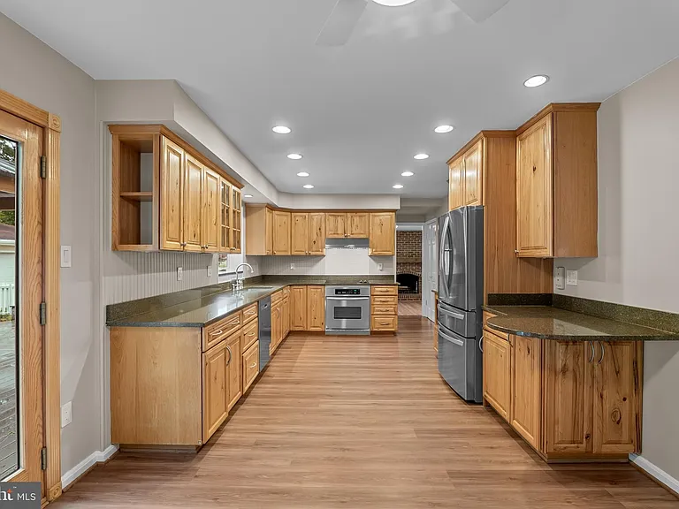 16632 S Westland Dr — Photo 12