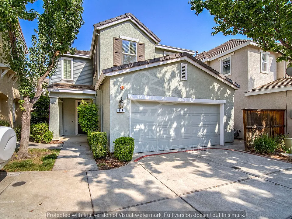 316 Phoenix Cir