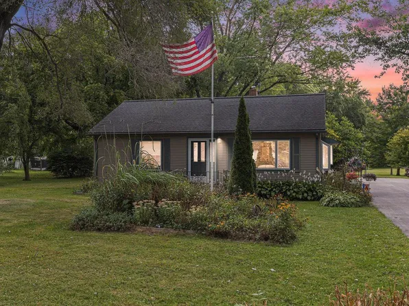 13839 Murray Dr, Milan, MI 48160