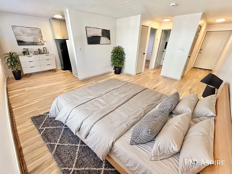 1540 N Raleigh St #103 — Photo 25