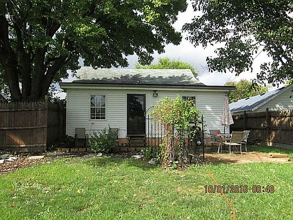 2nd image of 424 Wilson Ave