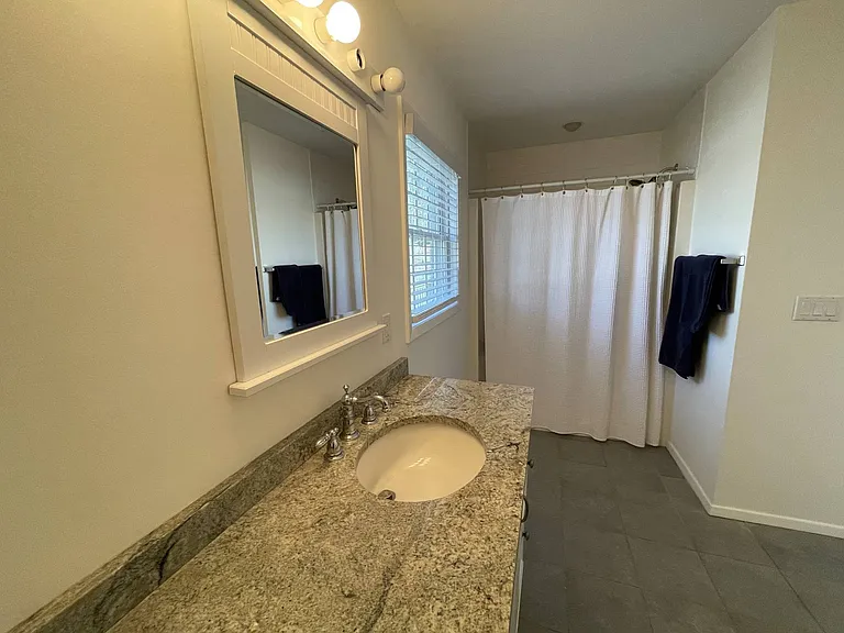 23 Harbor Blvd — Photo 13