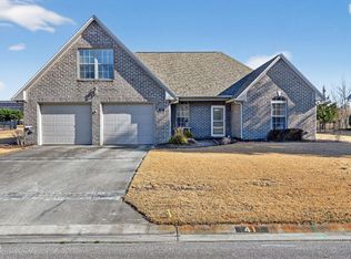 41 Windsor Ct, Hampstead, NC 28443