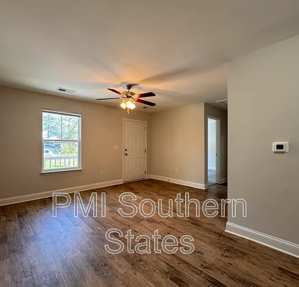 202 Walnut Hill Dr #A — Photo 2