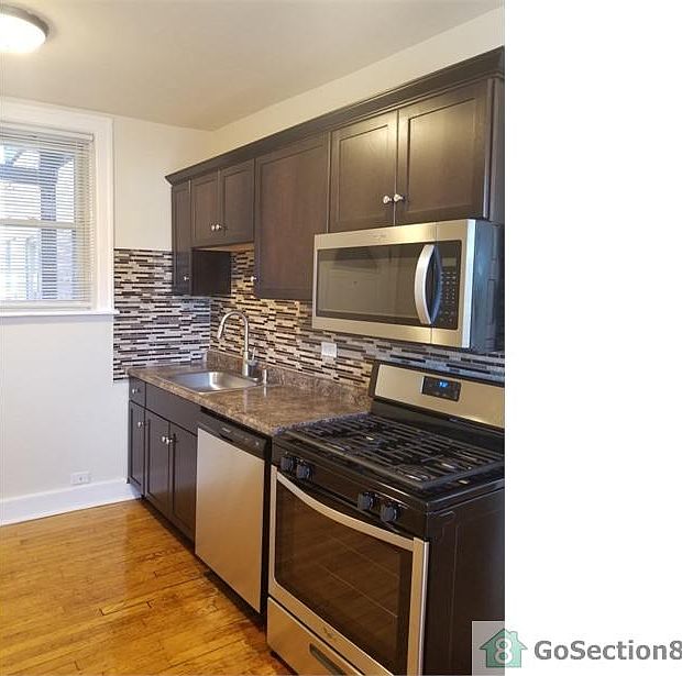 1st image of 4818 W Cortland St APT 1