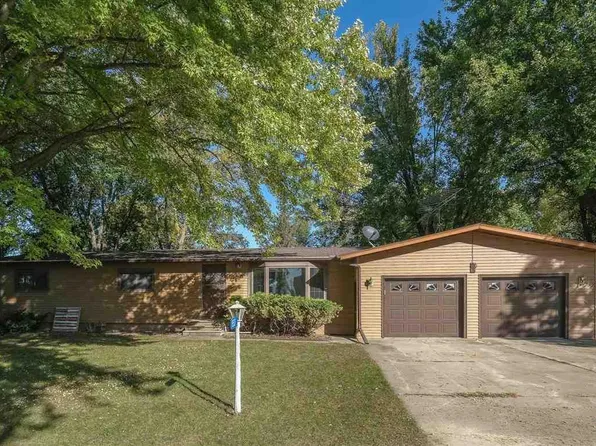 8537 369th Ave, Waseca, MN 56093