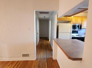 832 Georgia St SE, Albuquerque, NM 87108