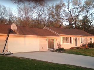 1086 Sandcrest, East Peoria, IL 61611