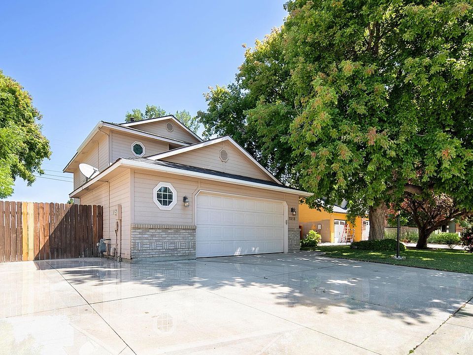 1st image of 1518 E Ringneck Dr