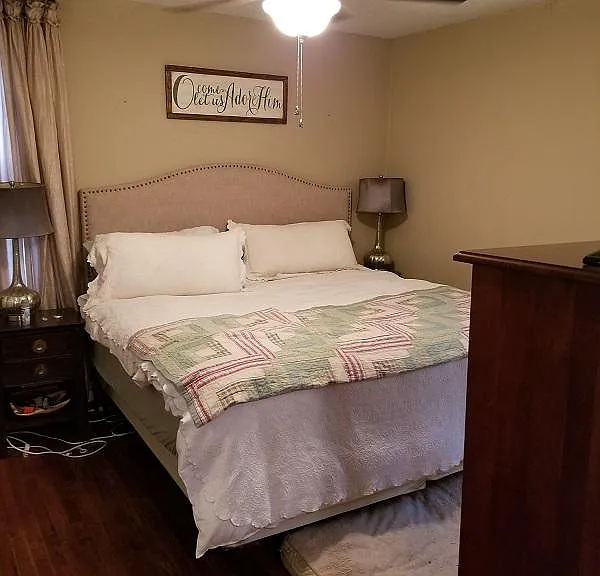 528 Whitfield St — Photo 16