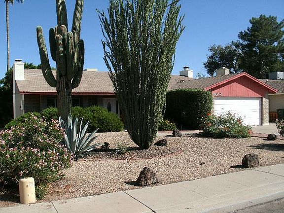 3rd image of 4042 W Christy Dr