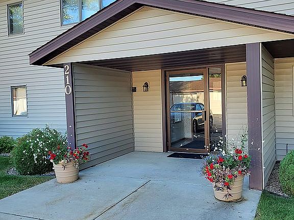 3rd image of 210 Sargent Dr APT 203