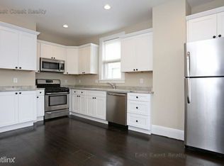 8 Ashmont Ct, Dorchester, MA 02122