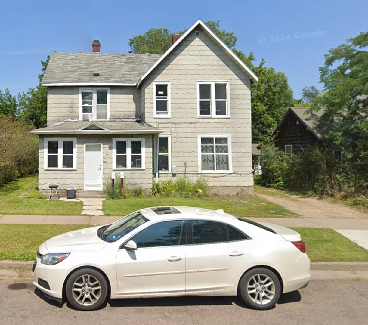 742 N Eddy St — Photo 1