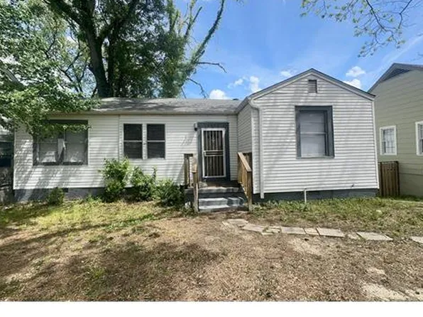 4052 N State St, Jackson, MS 39206