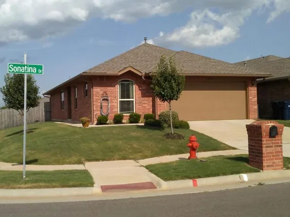19820 Sonatina Dr, Edmond, OK 73012