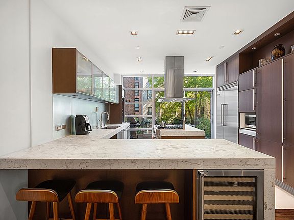 5th image of 549 W 149th St
