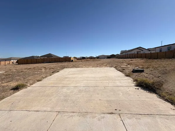 5225 Olite St, Laredo, TX 78046