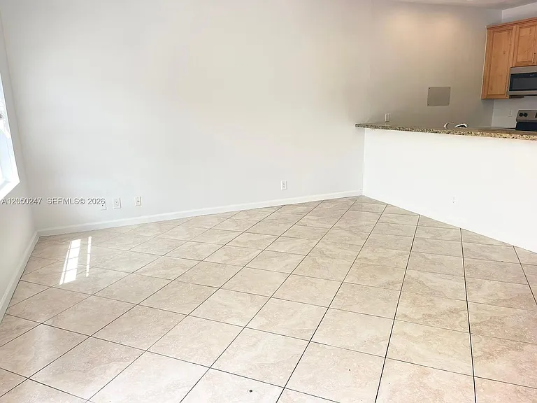 2307 Washington St #4 — Photo 7