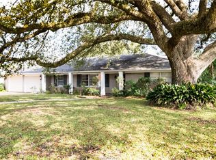 406 Croom Dr, Wharton, TX 77488