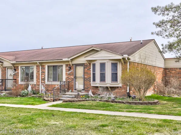 57156 Faircrest Dr, Washington, MI 48094