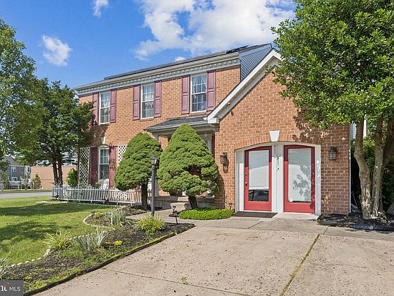 3rd image of 2117 Cross Trails Rd