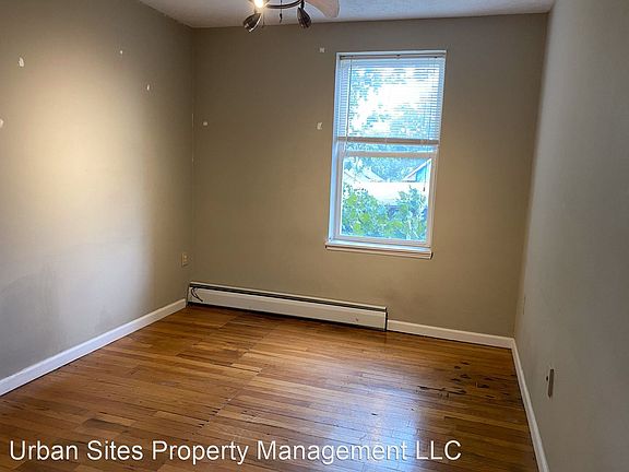5th image of 2712 Woodburn Ave APT 12