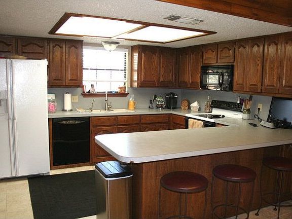 3rd image of 10905 E County Road 106