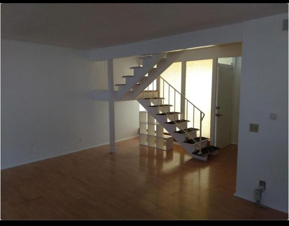 1st image of 2036 6th St APT 2