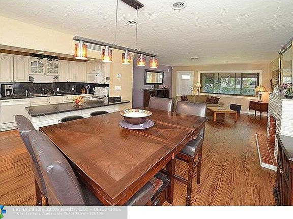 Home For Sale In Hollywood Little Ranches