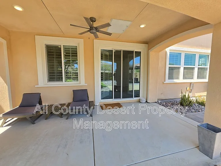 73533 Granita Dr — Photo 29