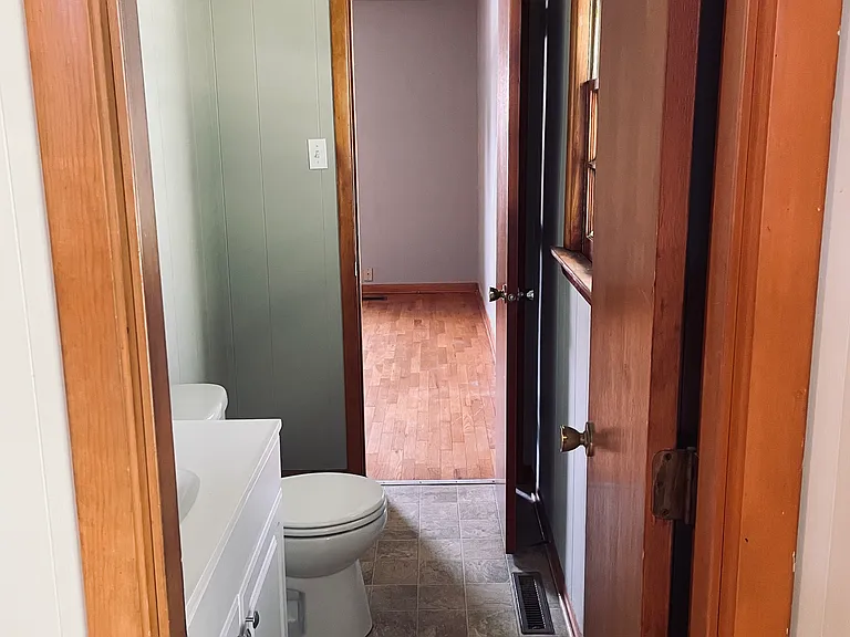 3415 Peppermint Dr — Photo 6